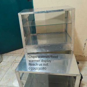 chips and food warmer displays
