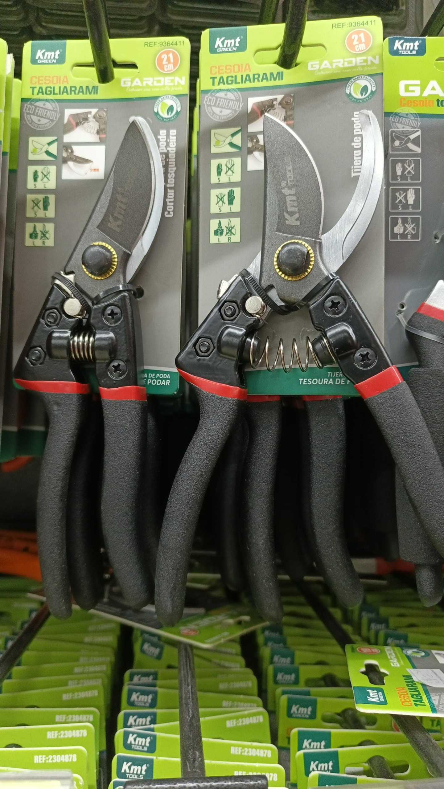 Dipping Garden Scissors
