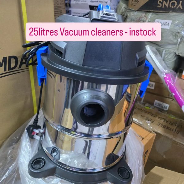 25 Litres Vacuum Cleaner