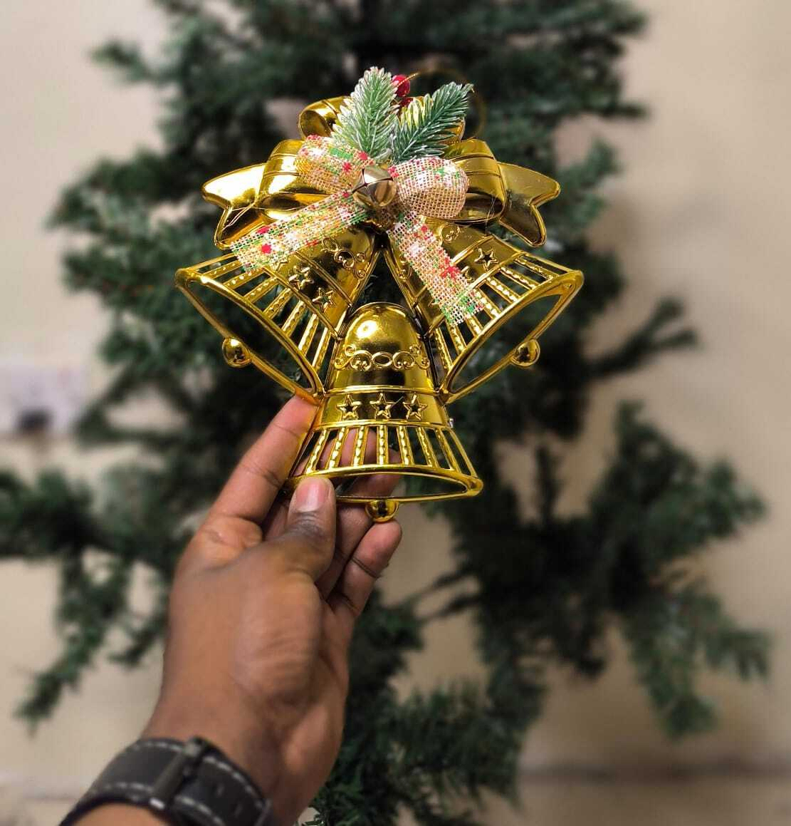 Triple Bell Décors