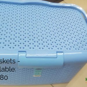 picnic baskets